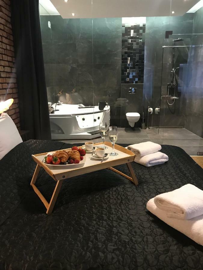 Leo Apartments Old Town Krasków Εξωτερικό φωτογραφία